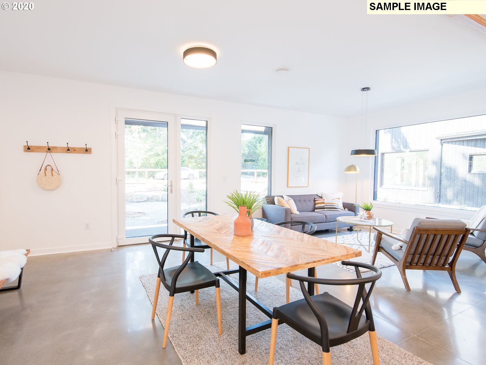 Photo #5: 21333464 Listing 