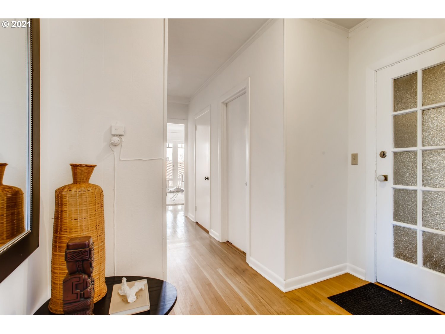 Photo #5: 21337193 Listing 
