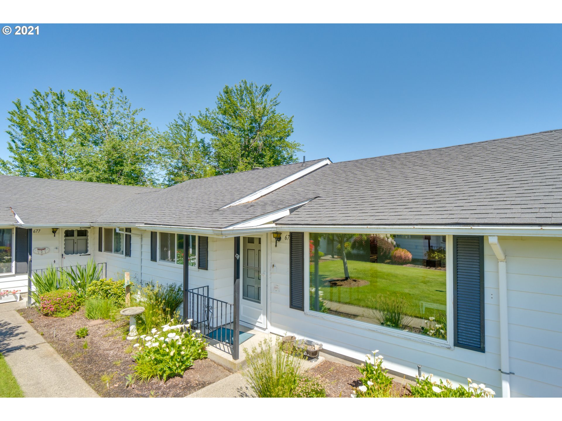 Photo #2: 21340094 Listing 