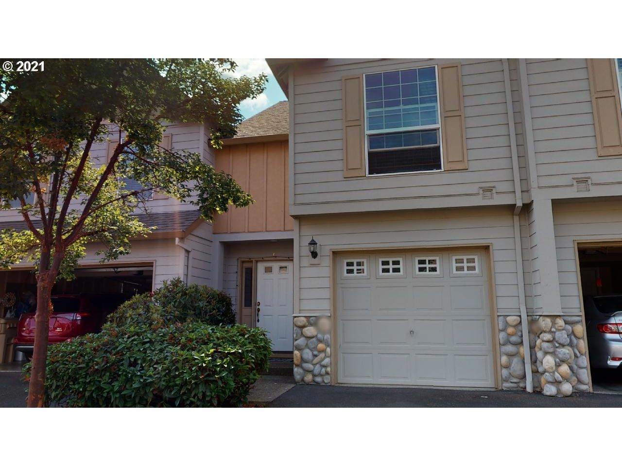 Photo #4: 21342991 Listing 