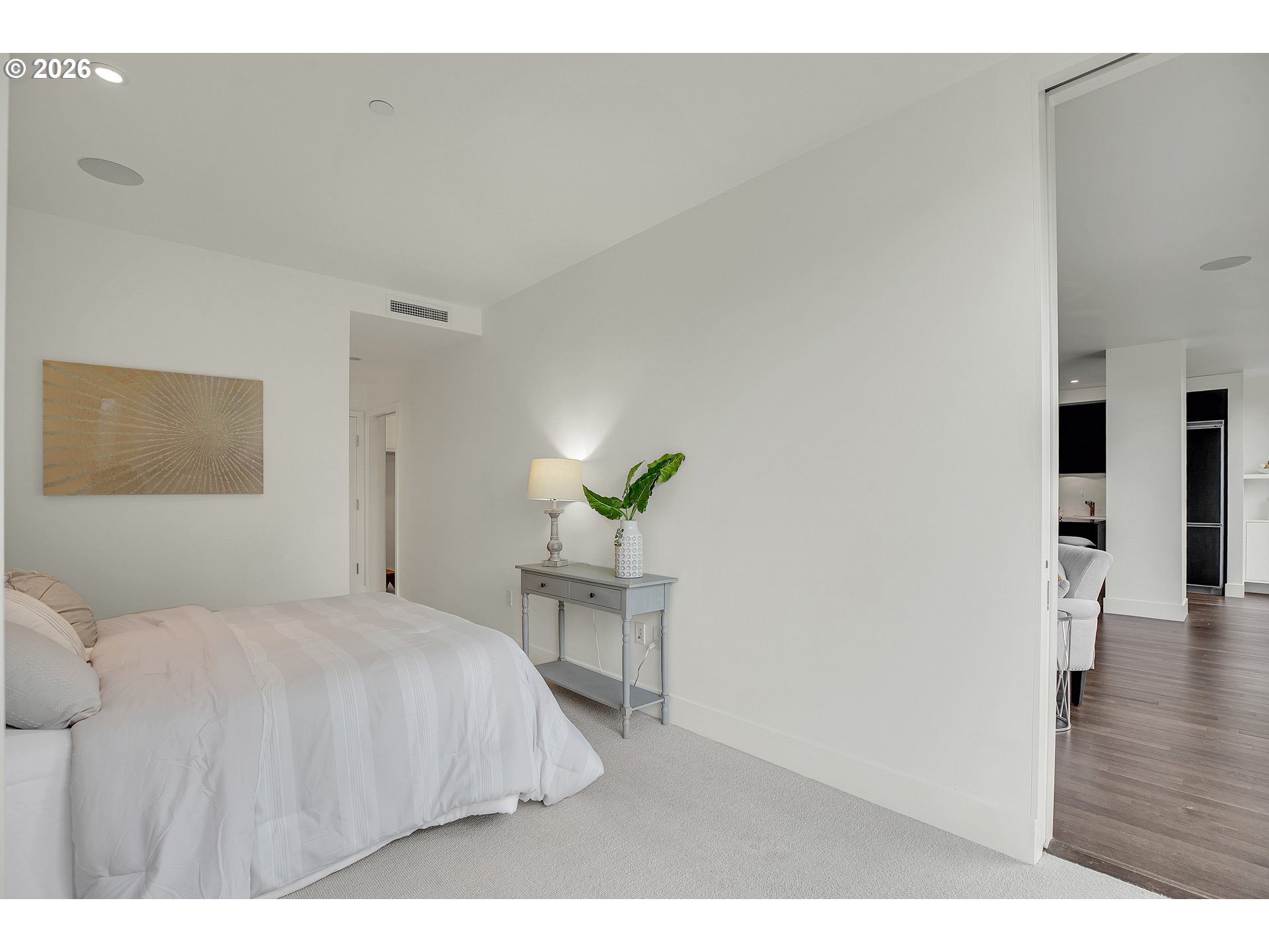 Photo #17: 213430849 Listing: Photo #17