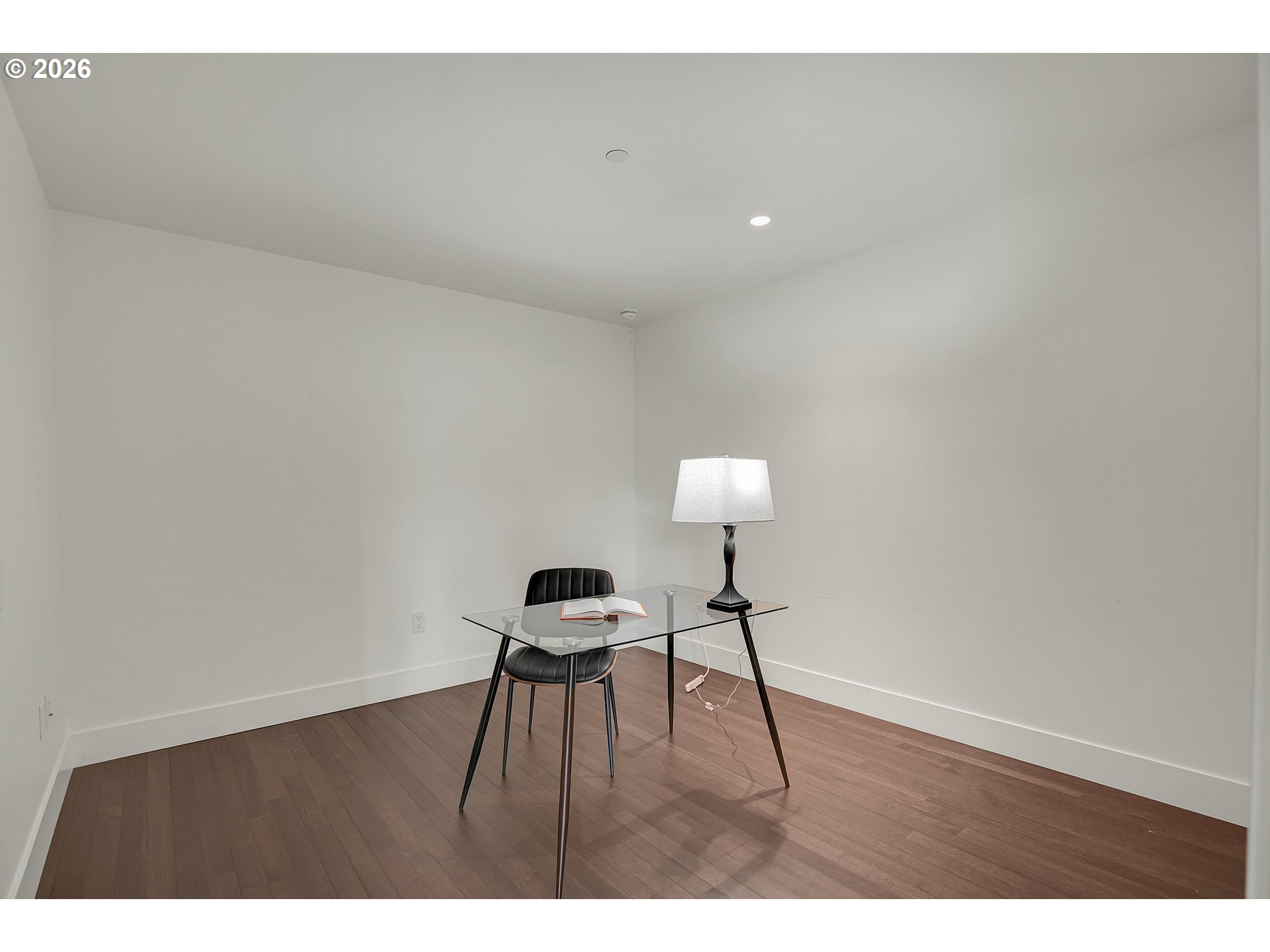 Photo #10: 213430849 Listing: Photo #10