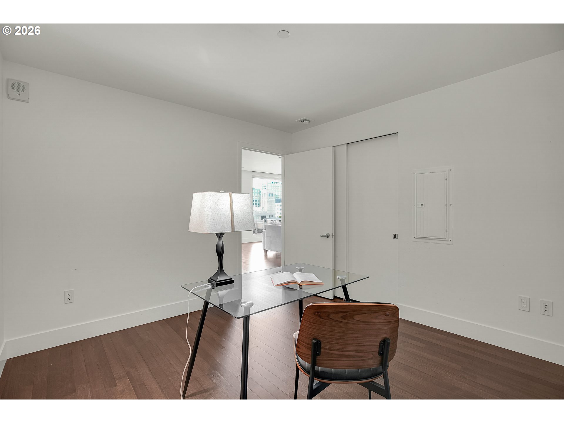 Photo #13: 213430849 Listing: Photo #13