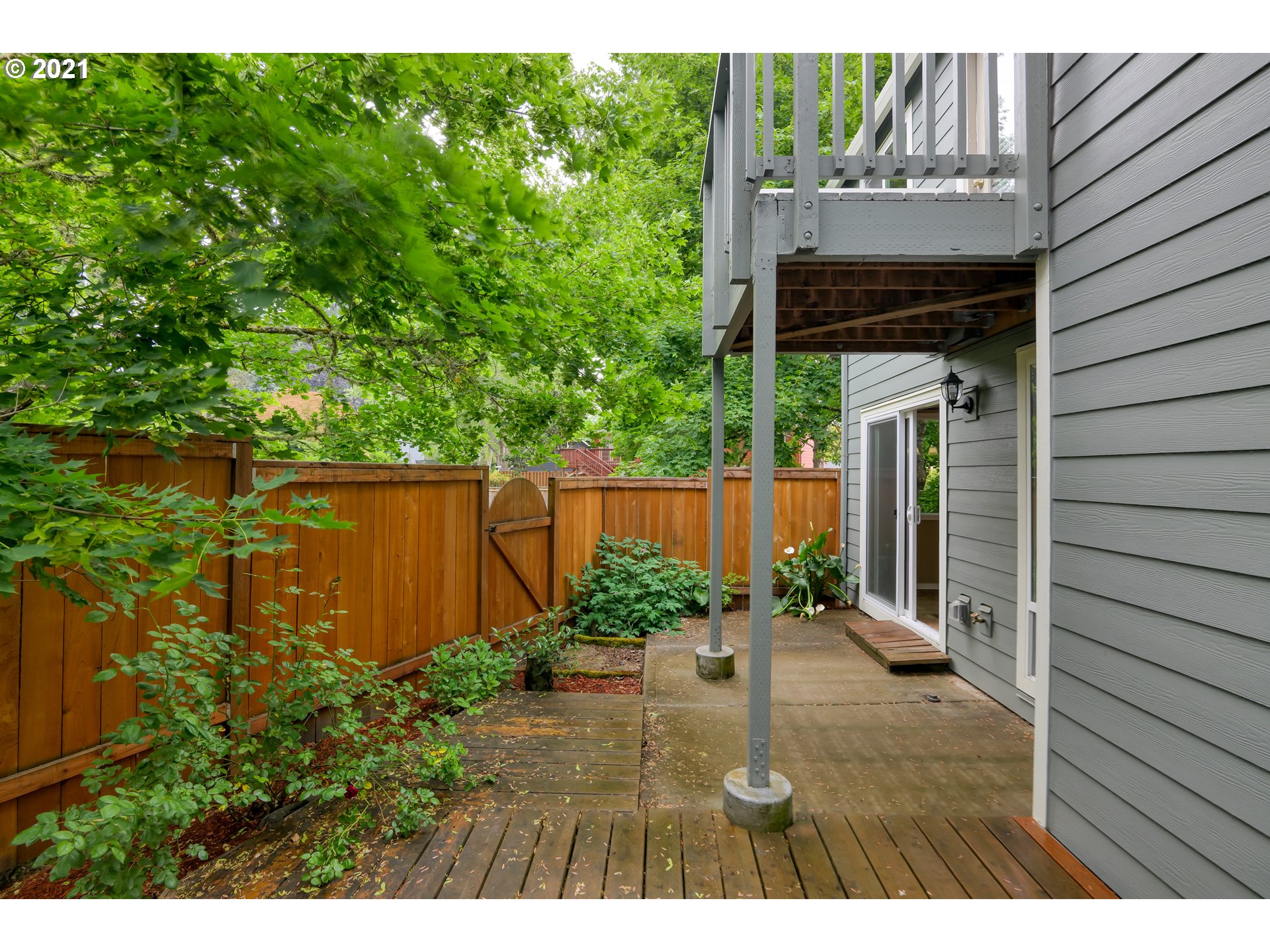 Photo #5: 21355017 Listing 