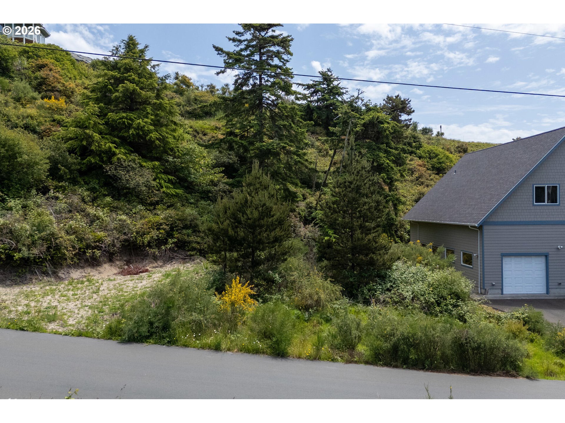 2100 Grand AVE, Oceanside, OR, 97134