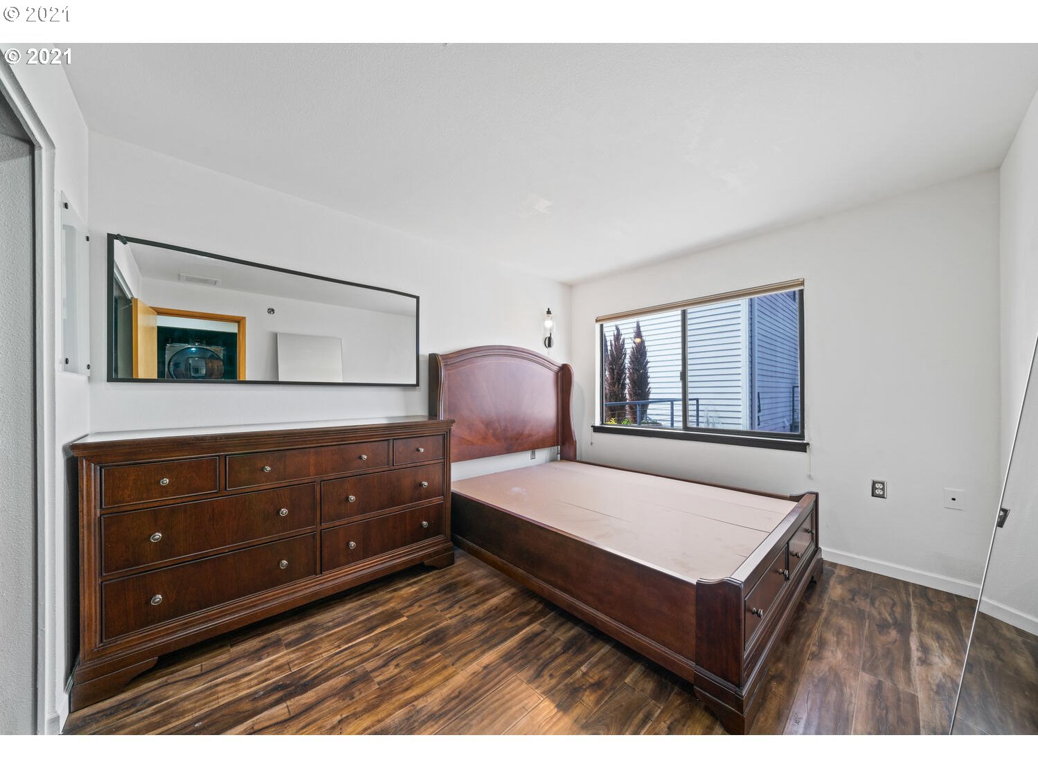 Photo #4: 21357381 Listing 