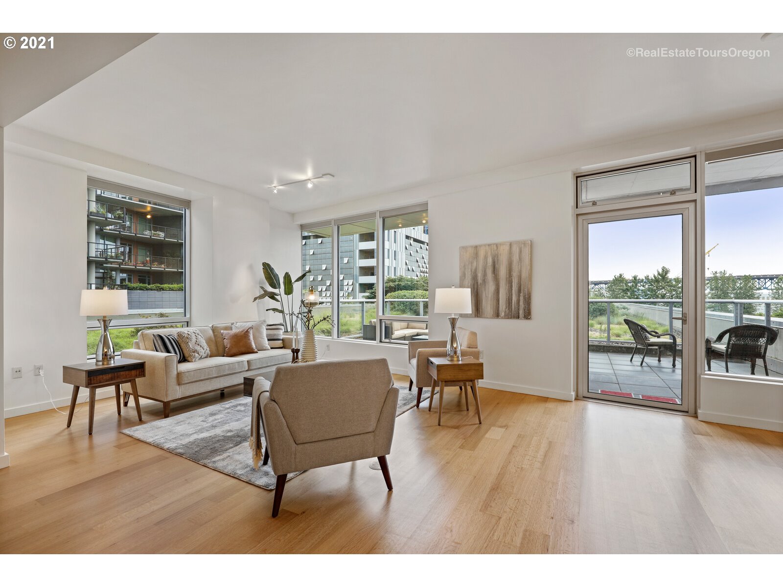 Photo #6: 21361719 Listing 