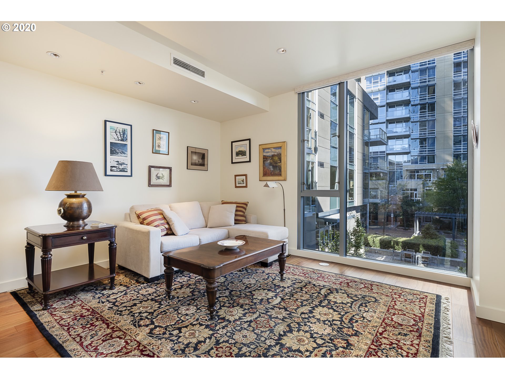 Photo #4: 21364351 Listing 