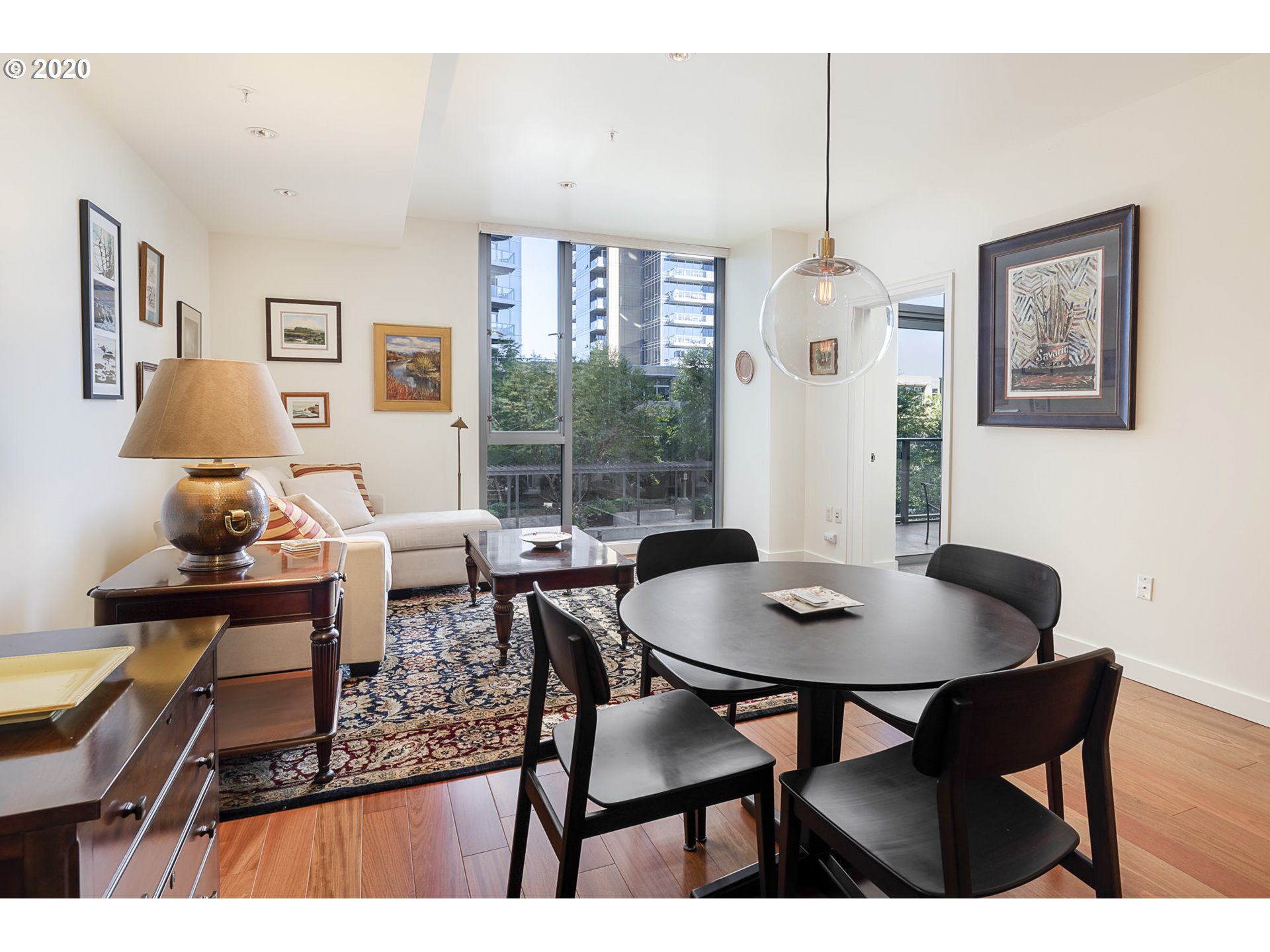 Photo #5: 21364351 Listing 