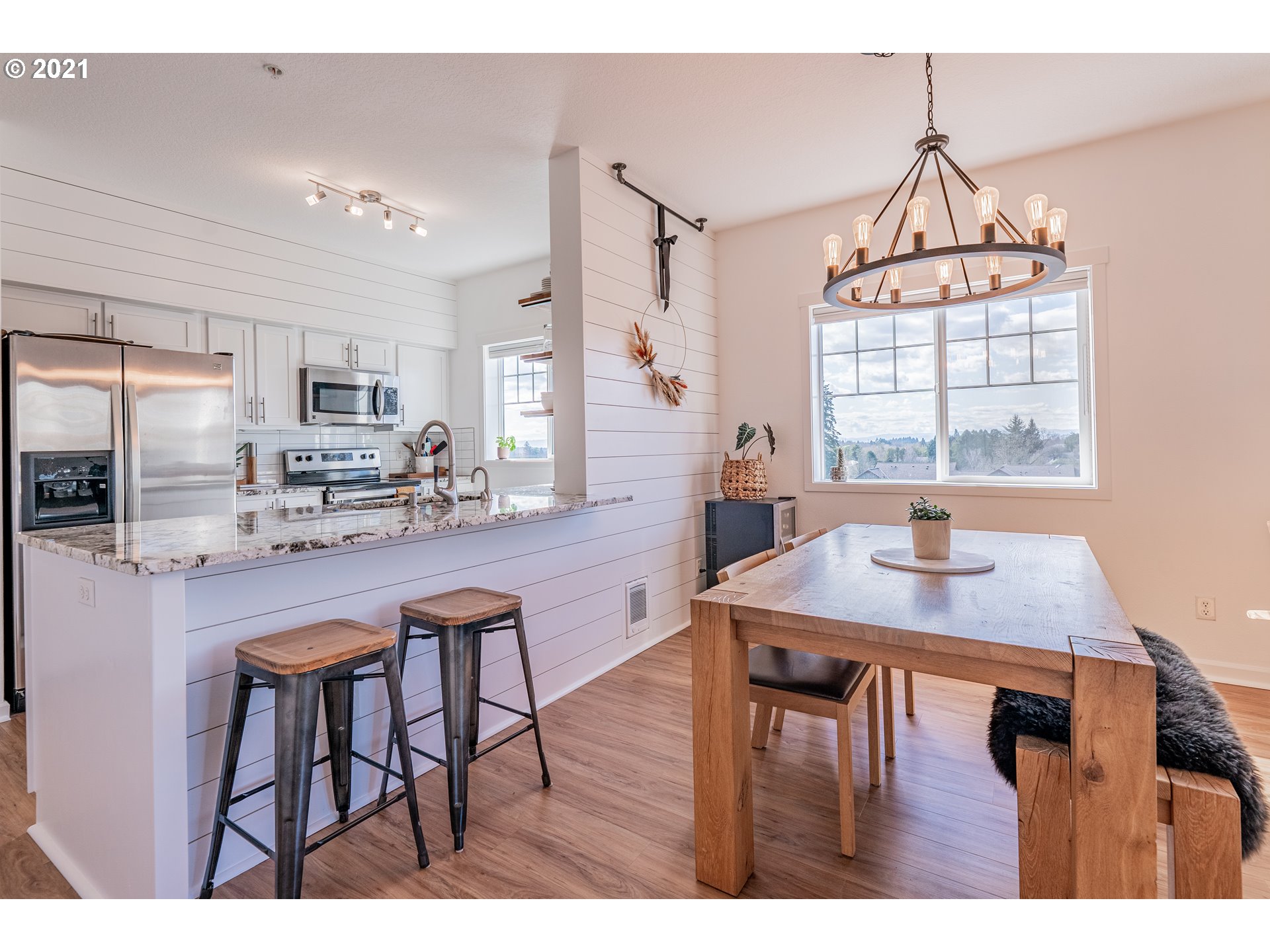 Photo #3: 21364875 Listing 