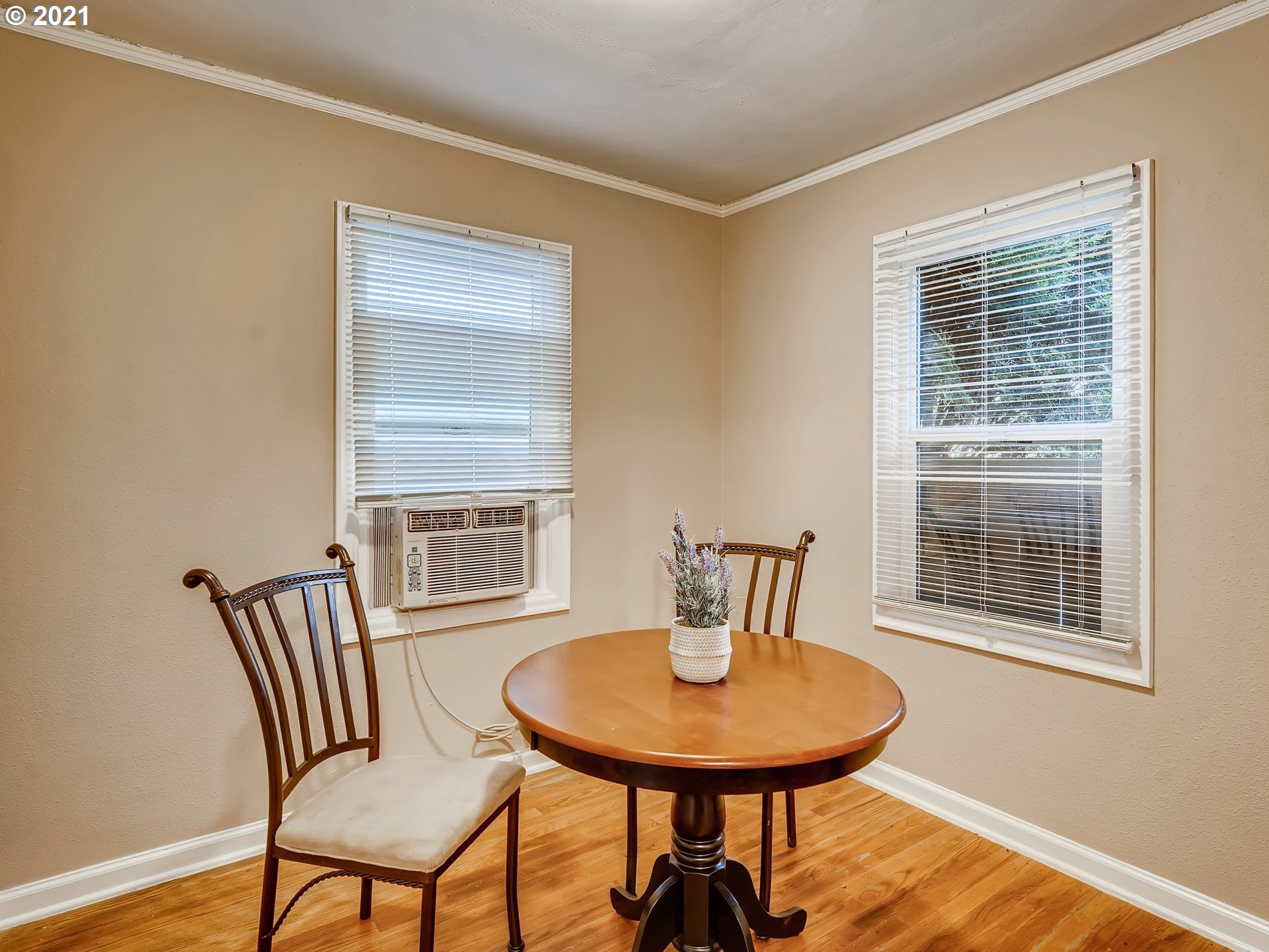 Photo #4: 21366250 Listing 