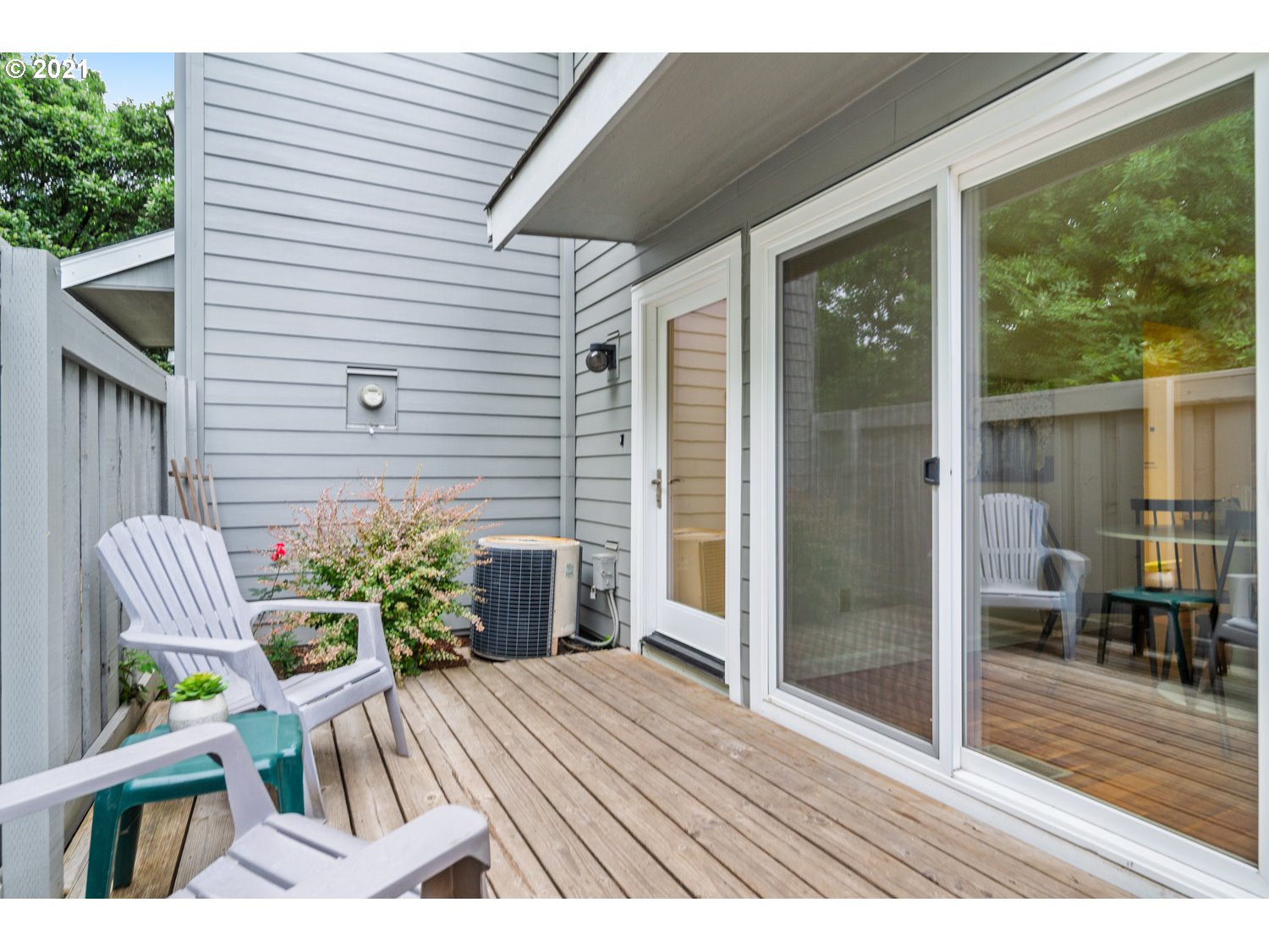 Photo #5: 21373302 Listing 