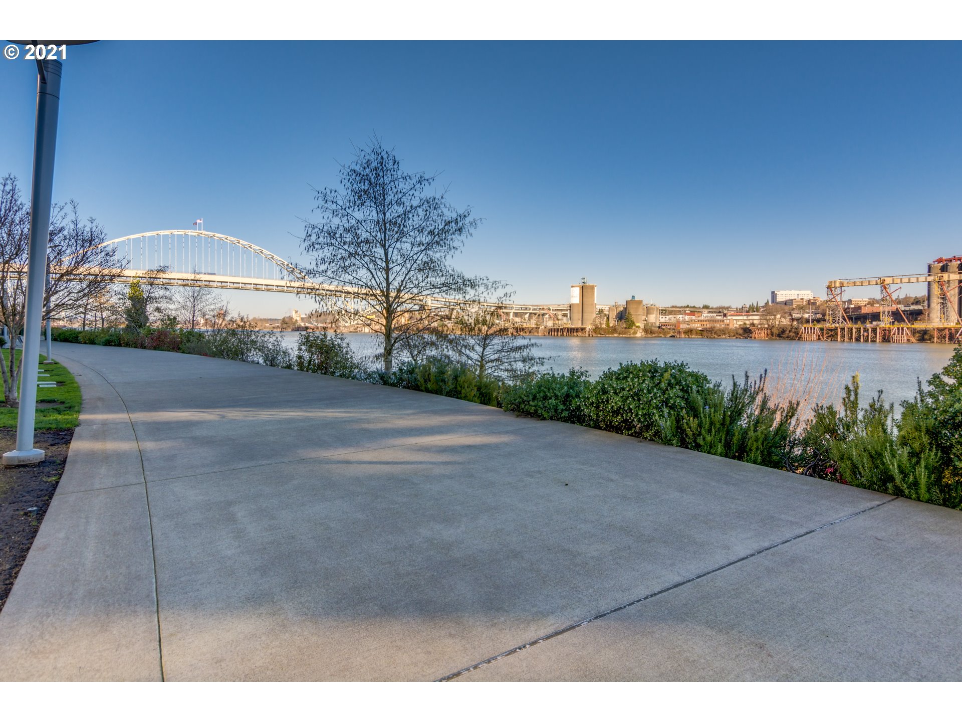 Photo #3: 21378602 Listing 