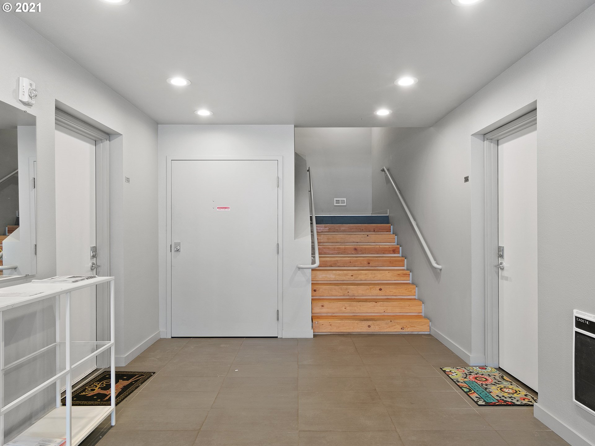 Photo #5: 21380261 Listing 