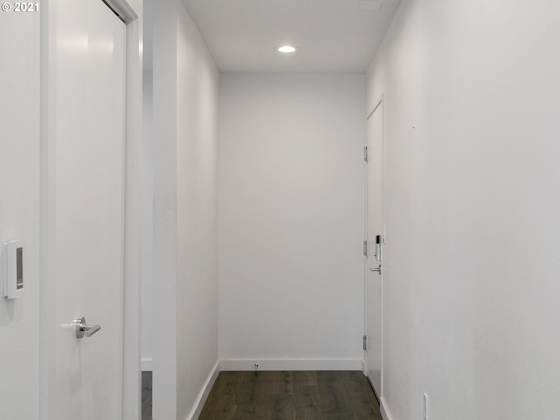 Photo #6: 21380261 Listing 