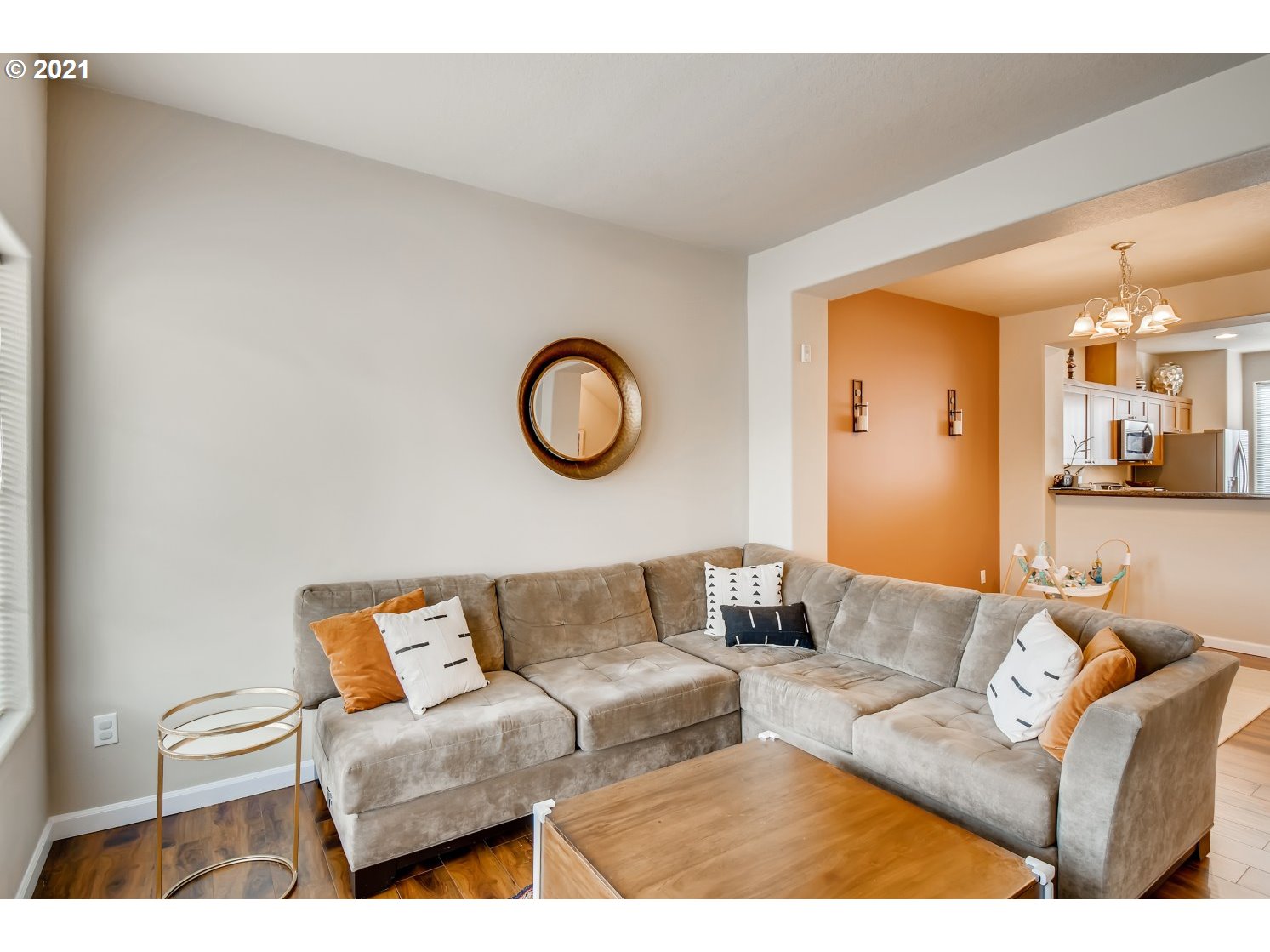Photo #2: 21381028 Listing 