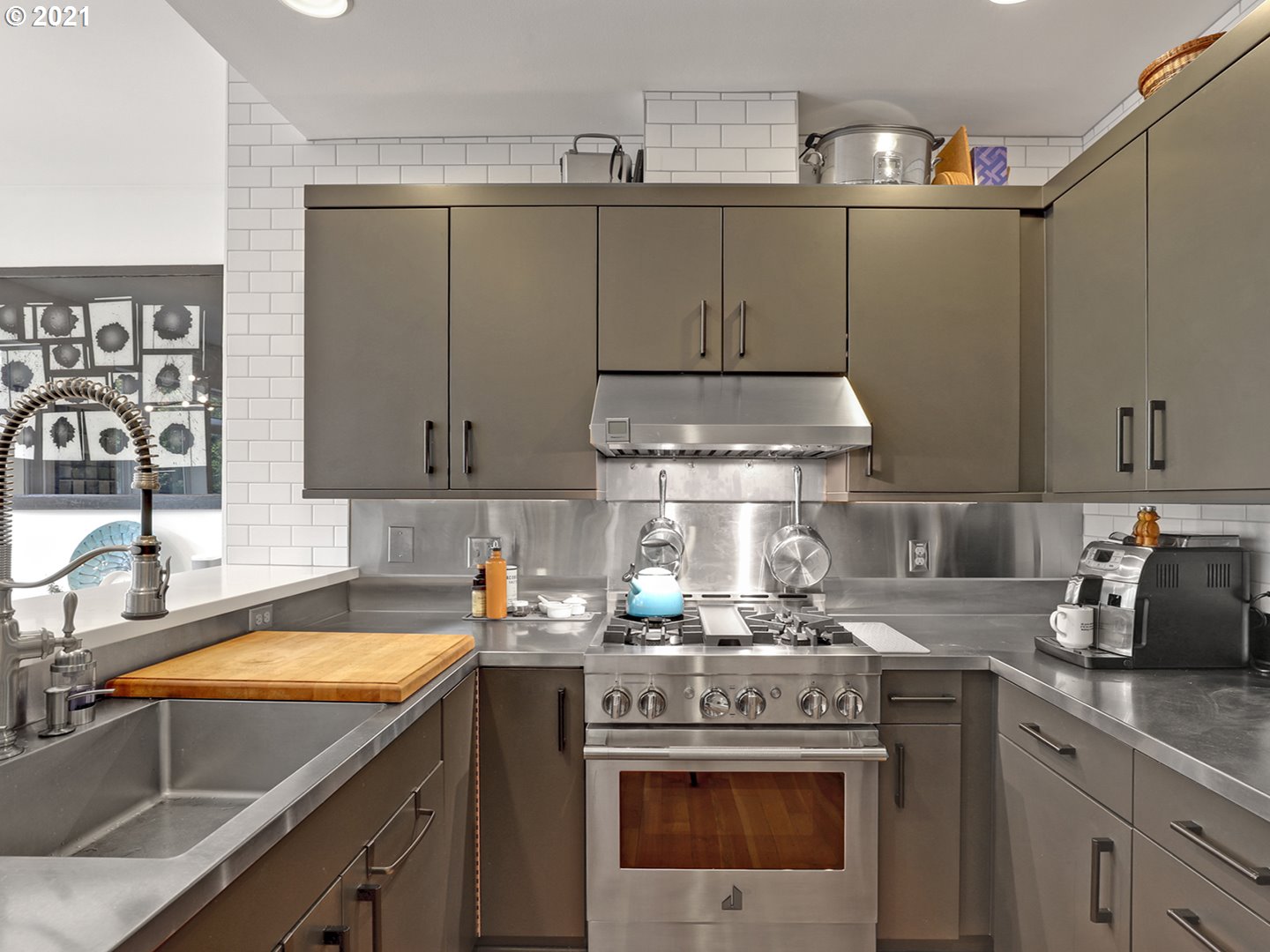 Photo #3: 21381245 Listing 