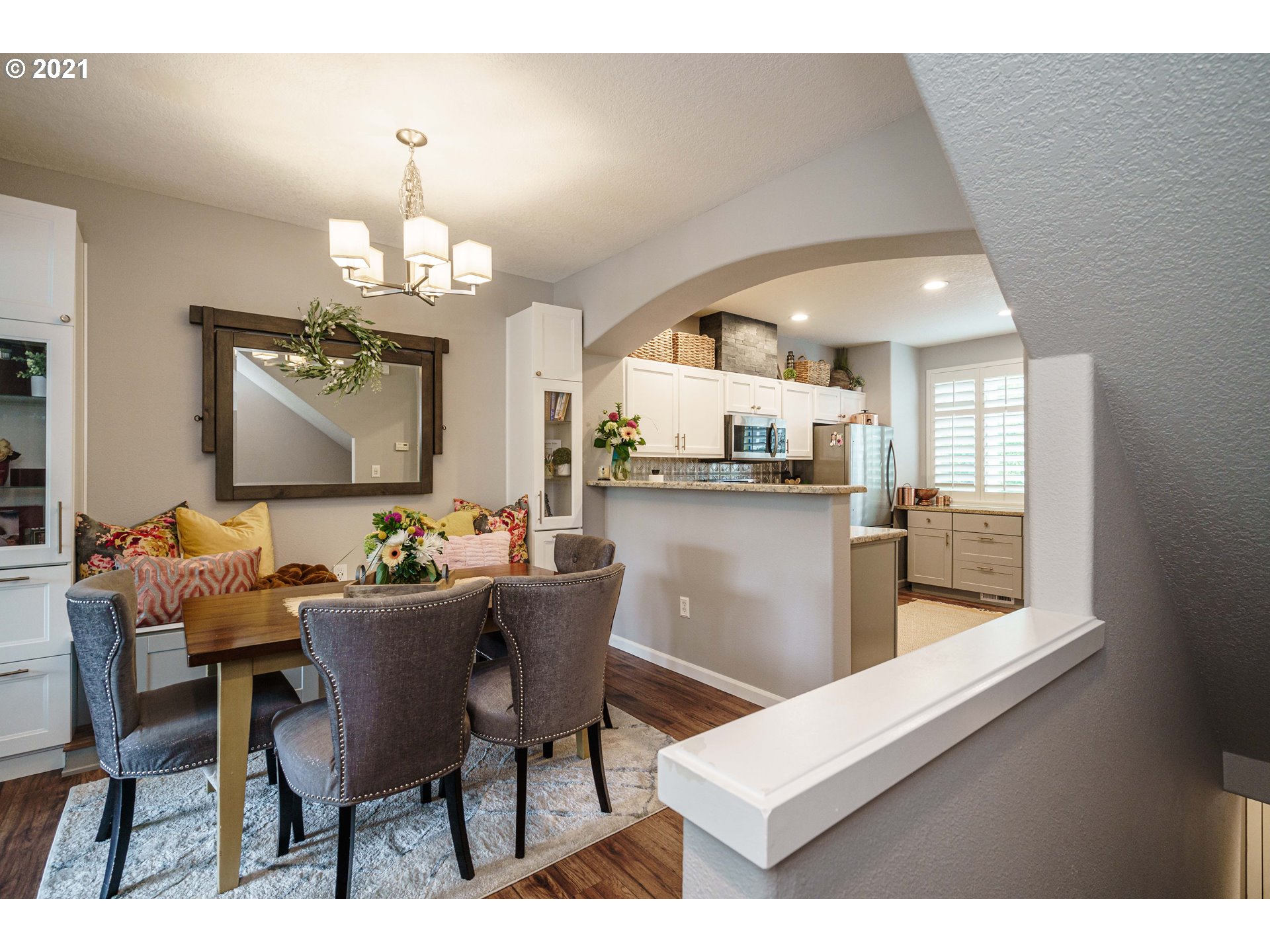Photo #4: 21386287 Listing 