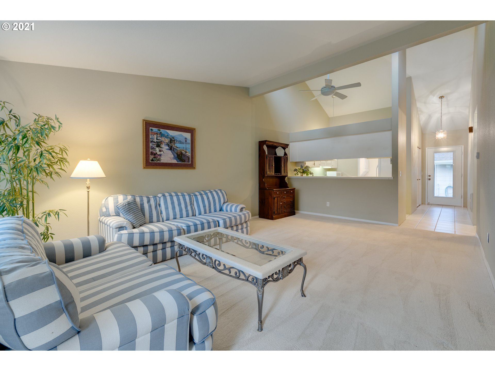 Photo #6: 21392719 Listing 