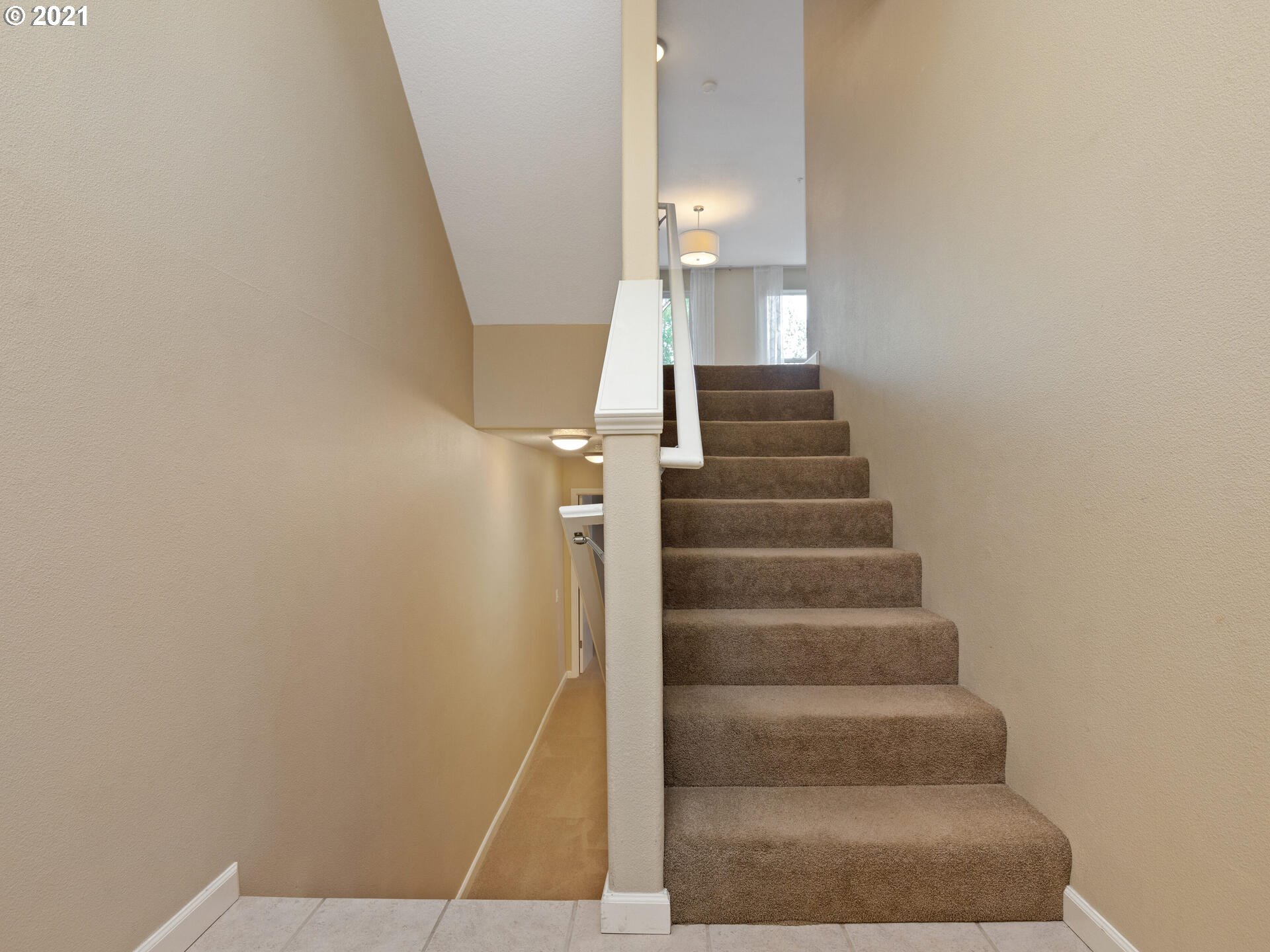 Photo #3: 21394439 Listing 
