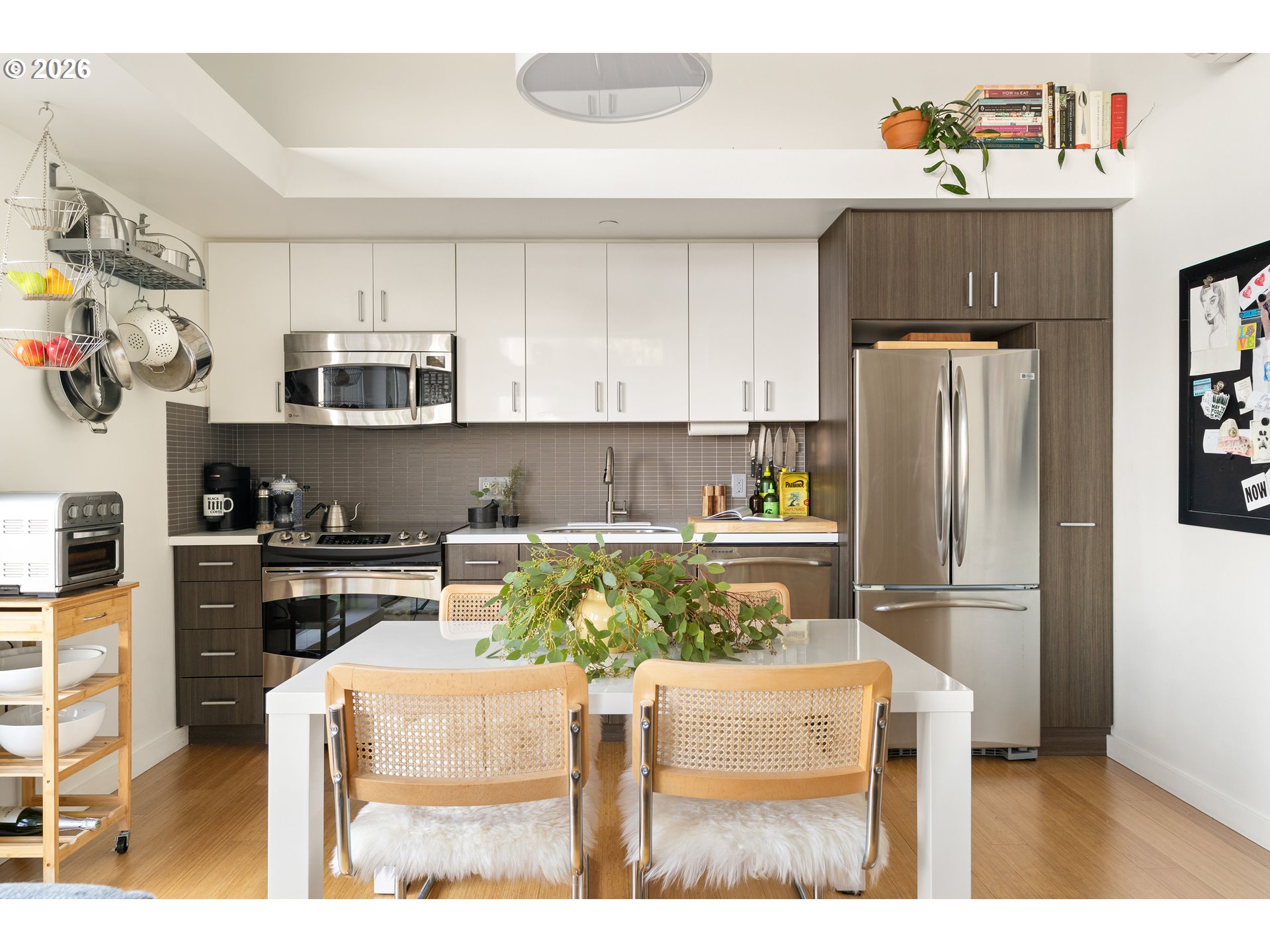 Photo #3: 214014148 Listing: Photo #3