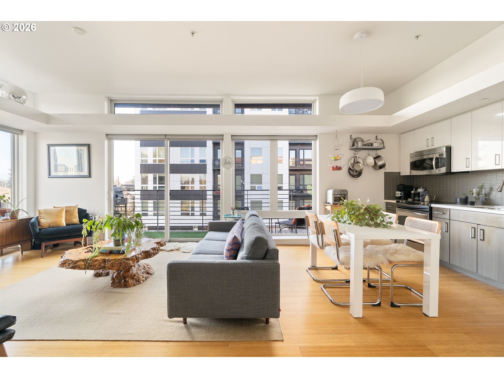 Photo #2: 214014148 Listing: Photo #2