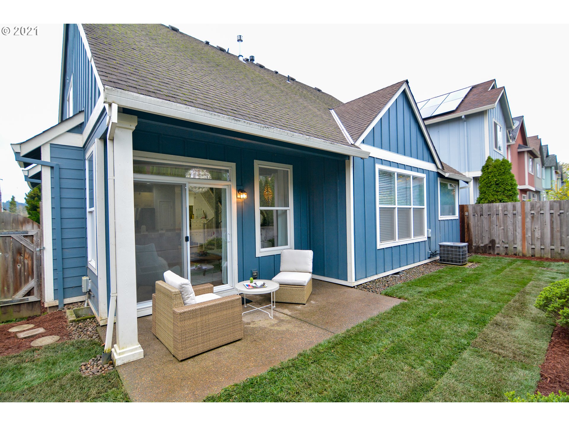 Photo #6: 21402853 Listing 