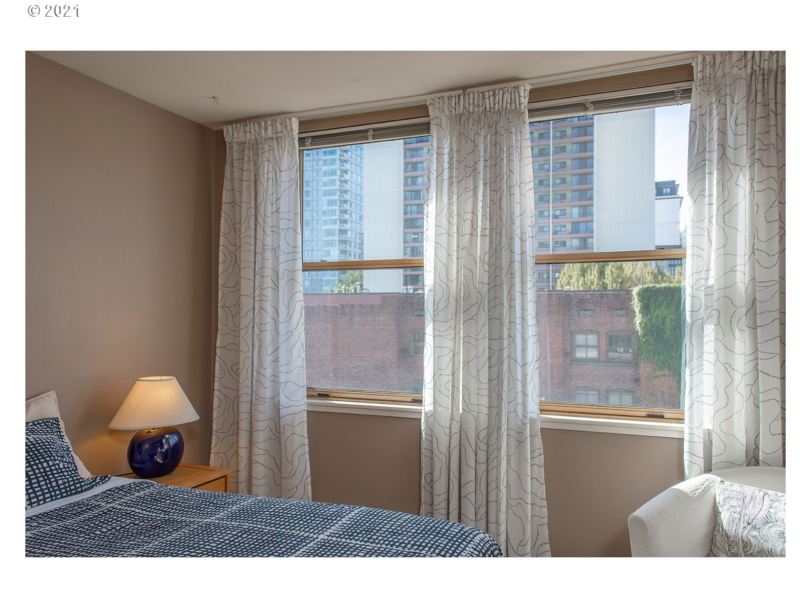 Photo #3: 21403570 Listing 