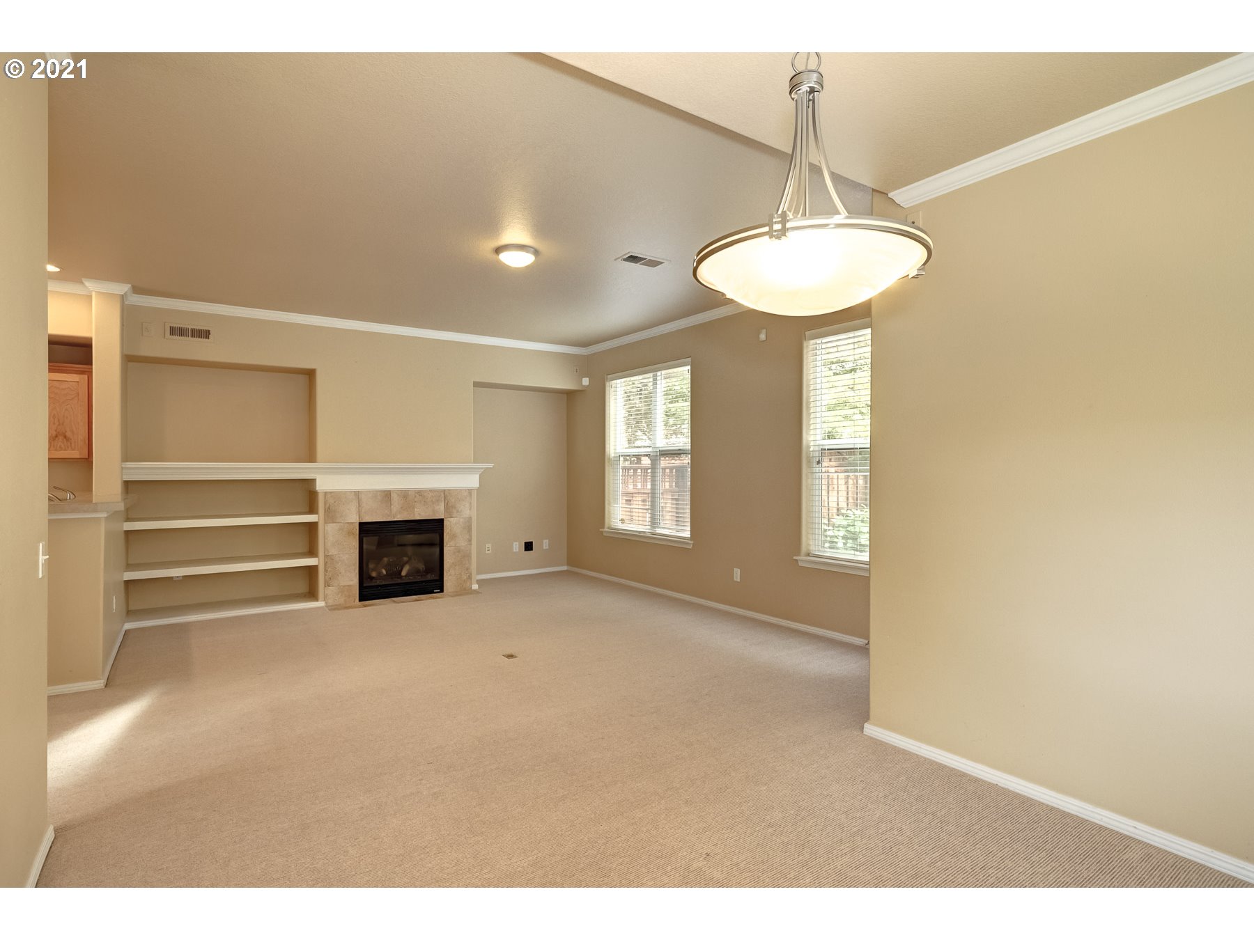 Photo #4: 21407795 Listing 