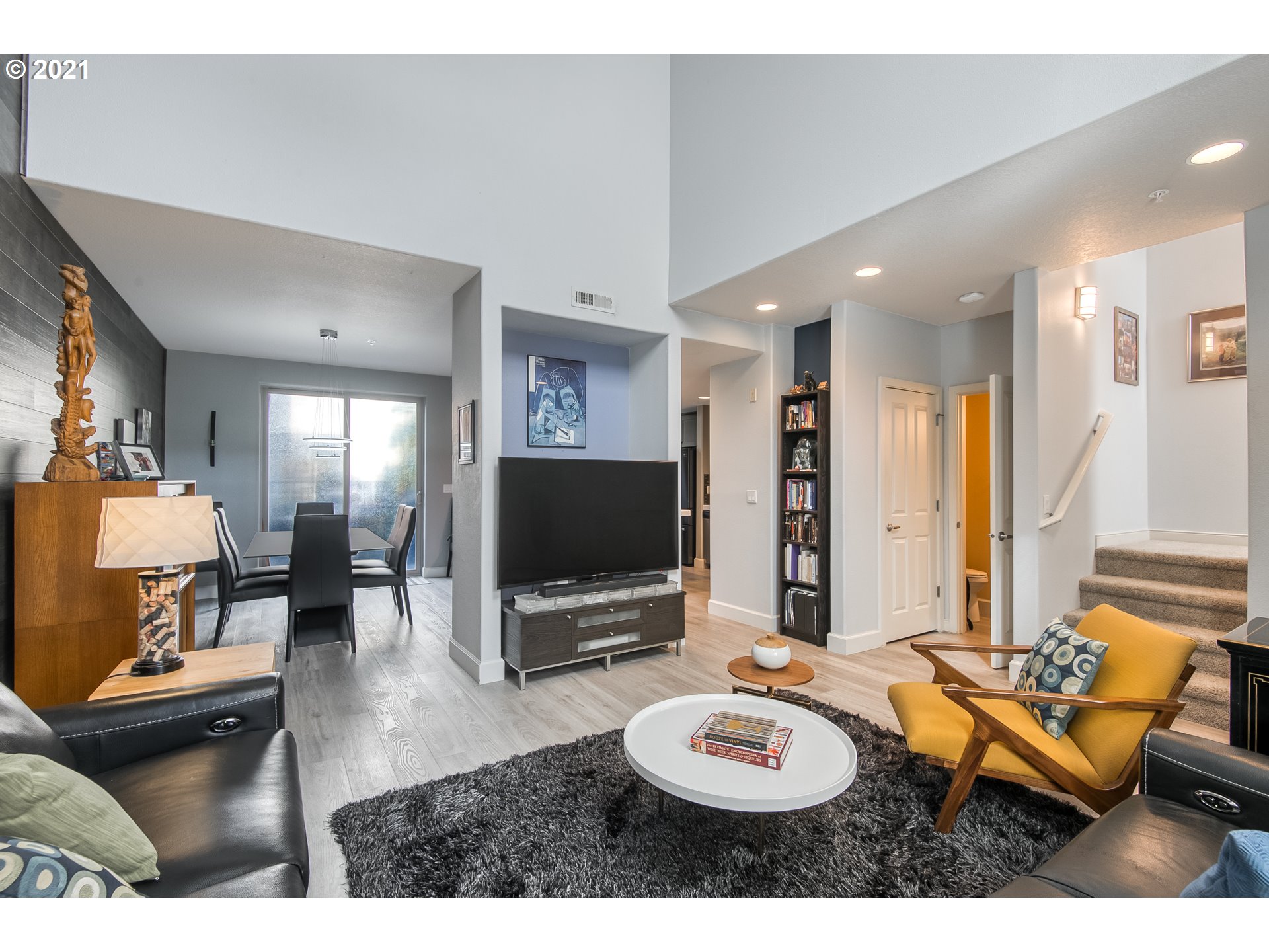 Photo #3: 21411841 Listing 