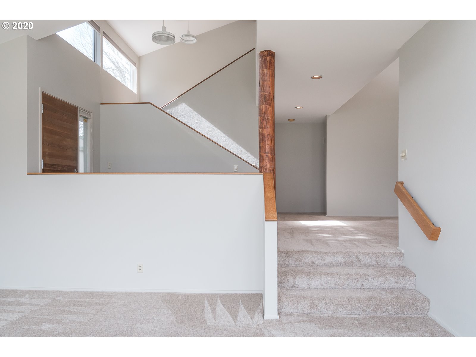 Photo #3: 21413369 Listing 