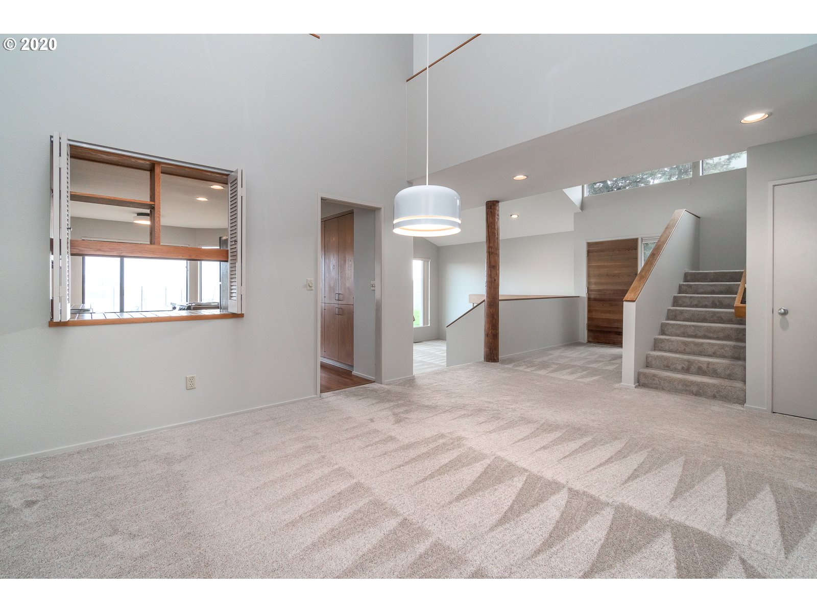 Photo #4: 21413369 Listing 
