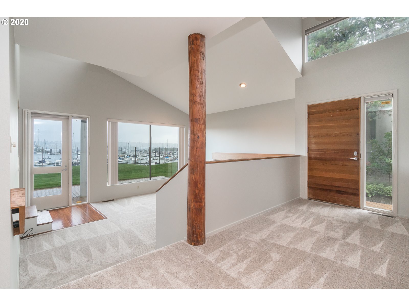 Photo #5: 21413369 Listing 