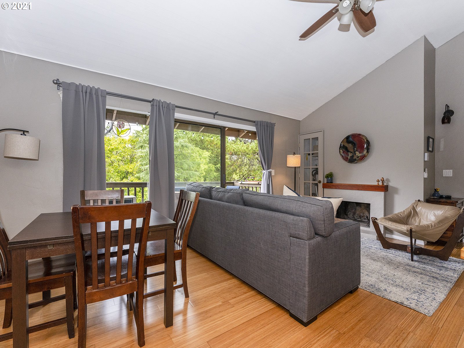 Photo #6: 21419260 Listing 