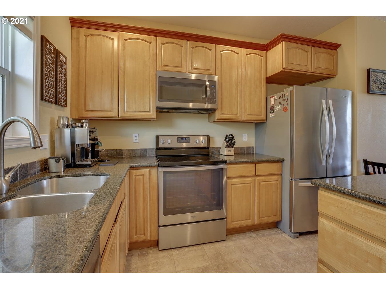 Photo #6: 21420698 Listing 