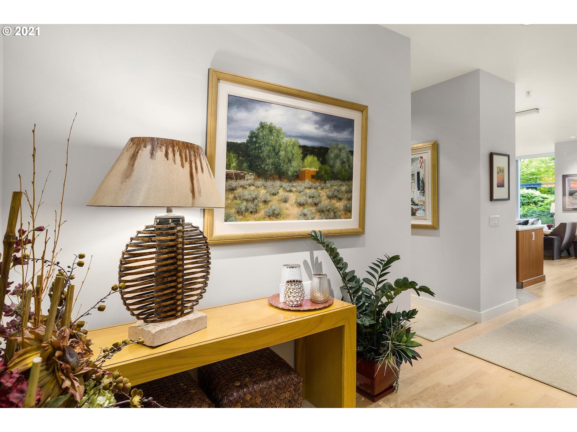 Photo #2: 21421744 Listing 