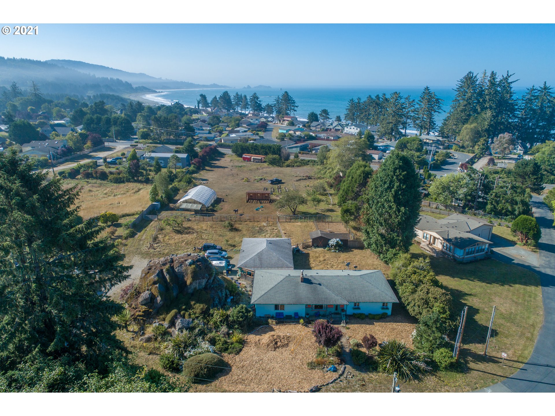99022 W FREEMAN LN (1 of 32)