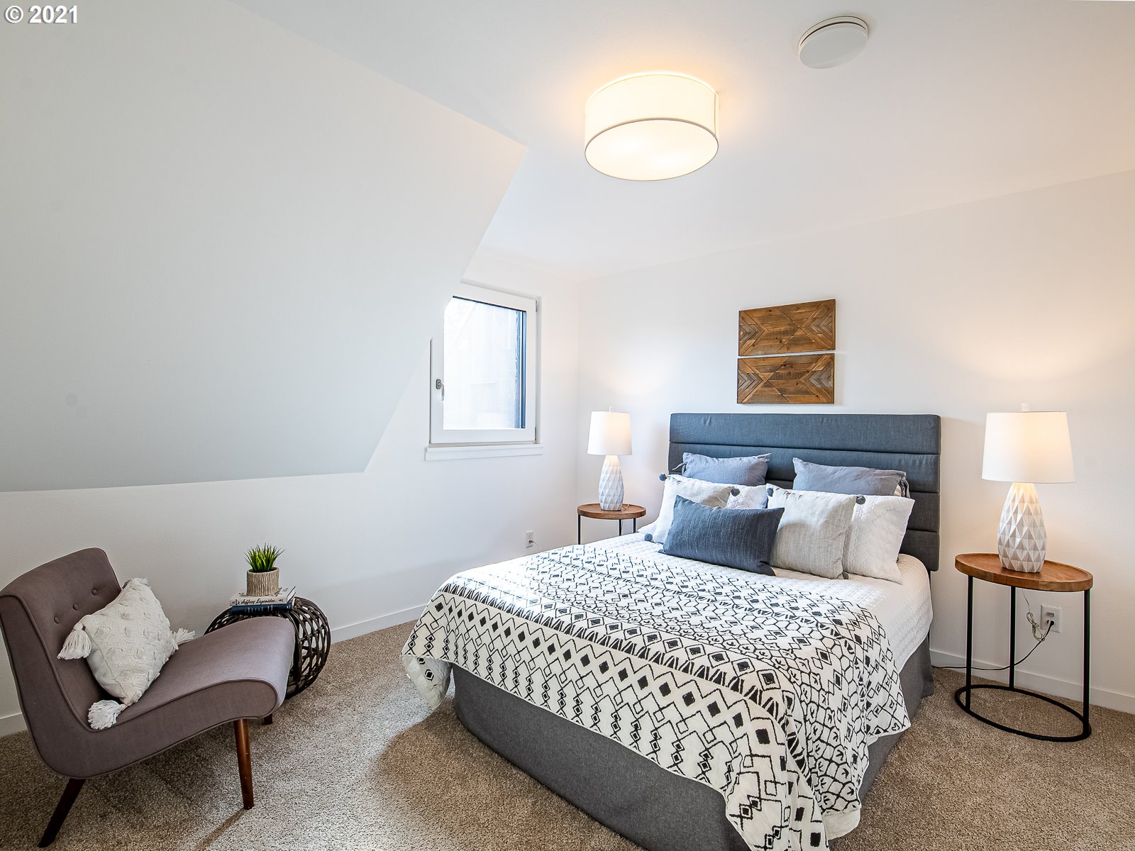 Photo #4: 21422780 Listing 