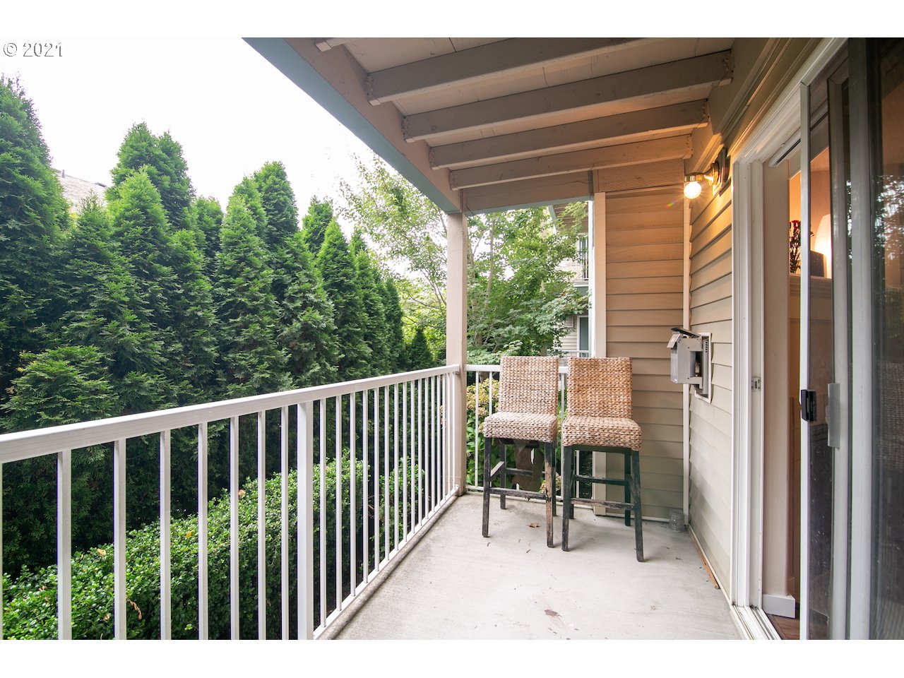 Photo #5: 21423445 Listing 