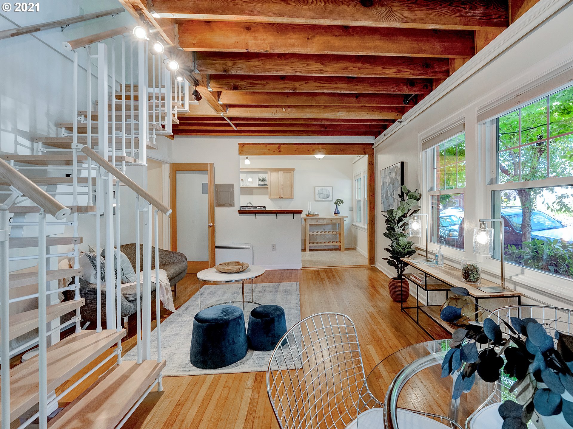 Photo #5: 21427447 Listing 