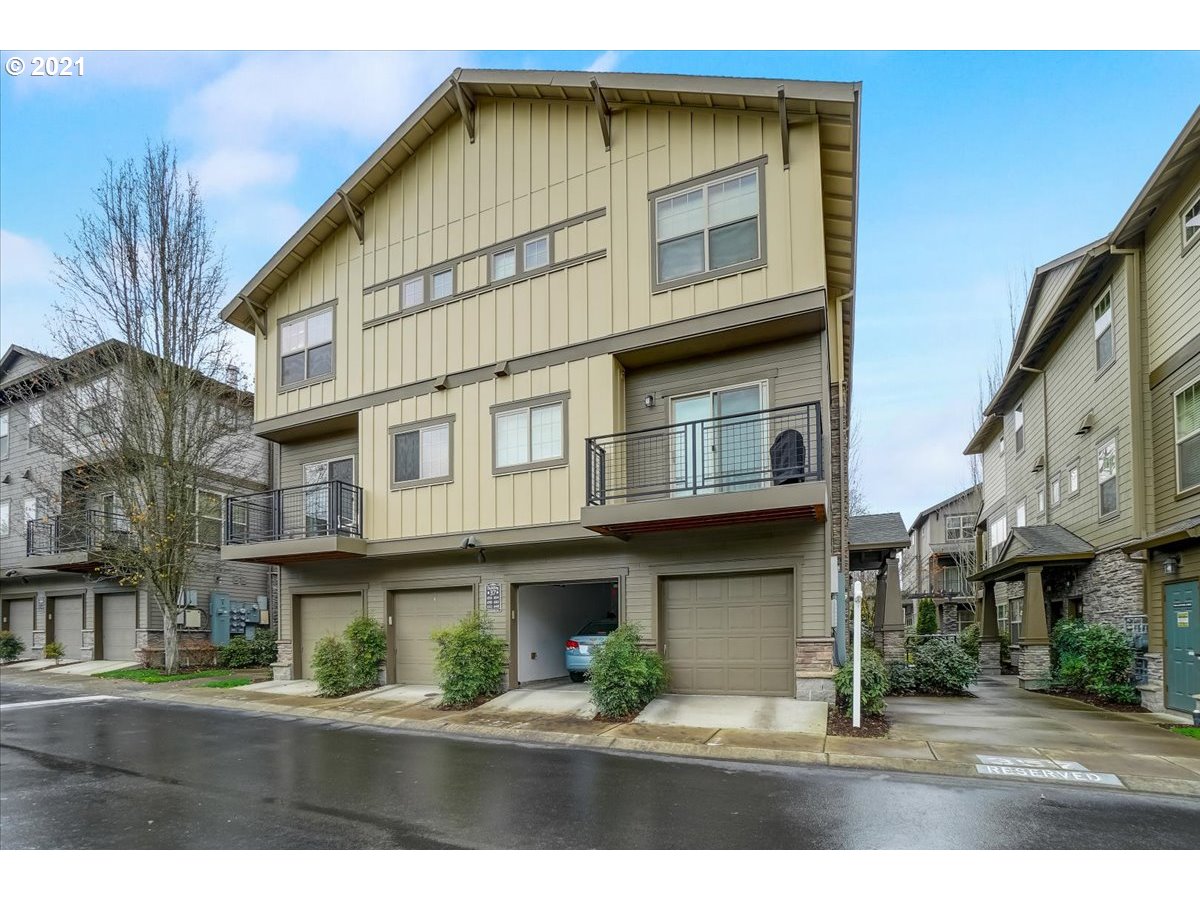 MLS: 21428524 Condo For Sale