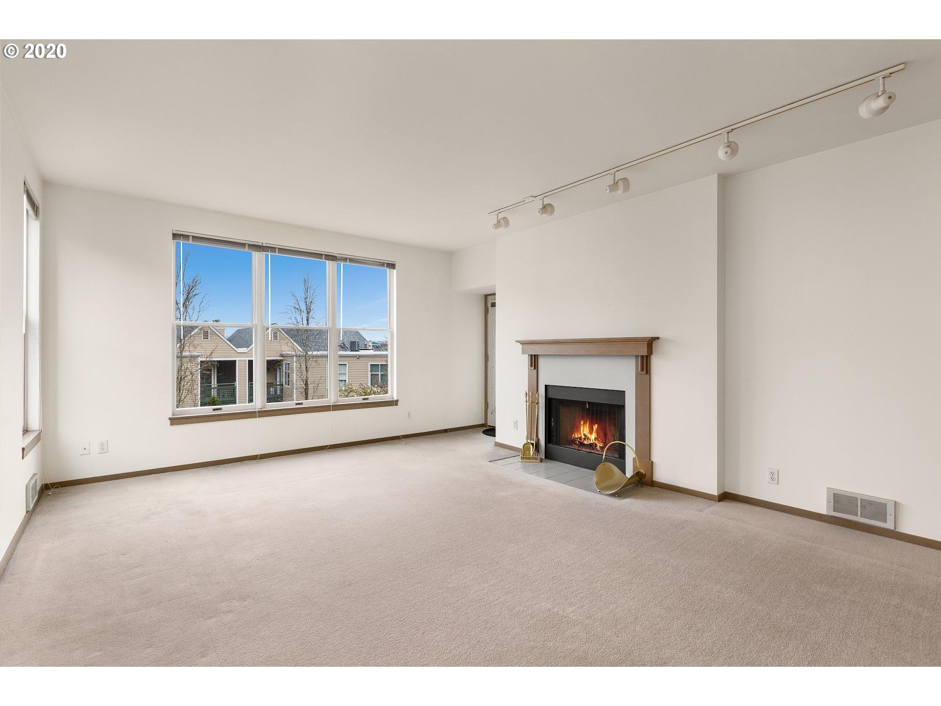 Photo #2: 21428999 Listing 
