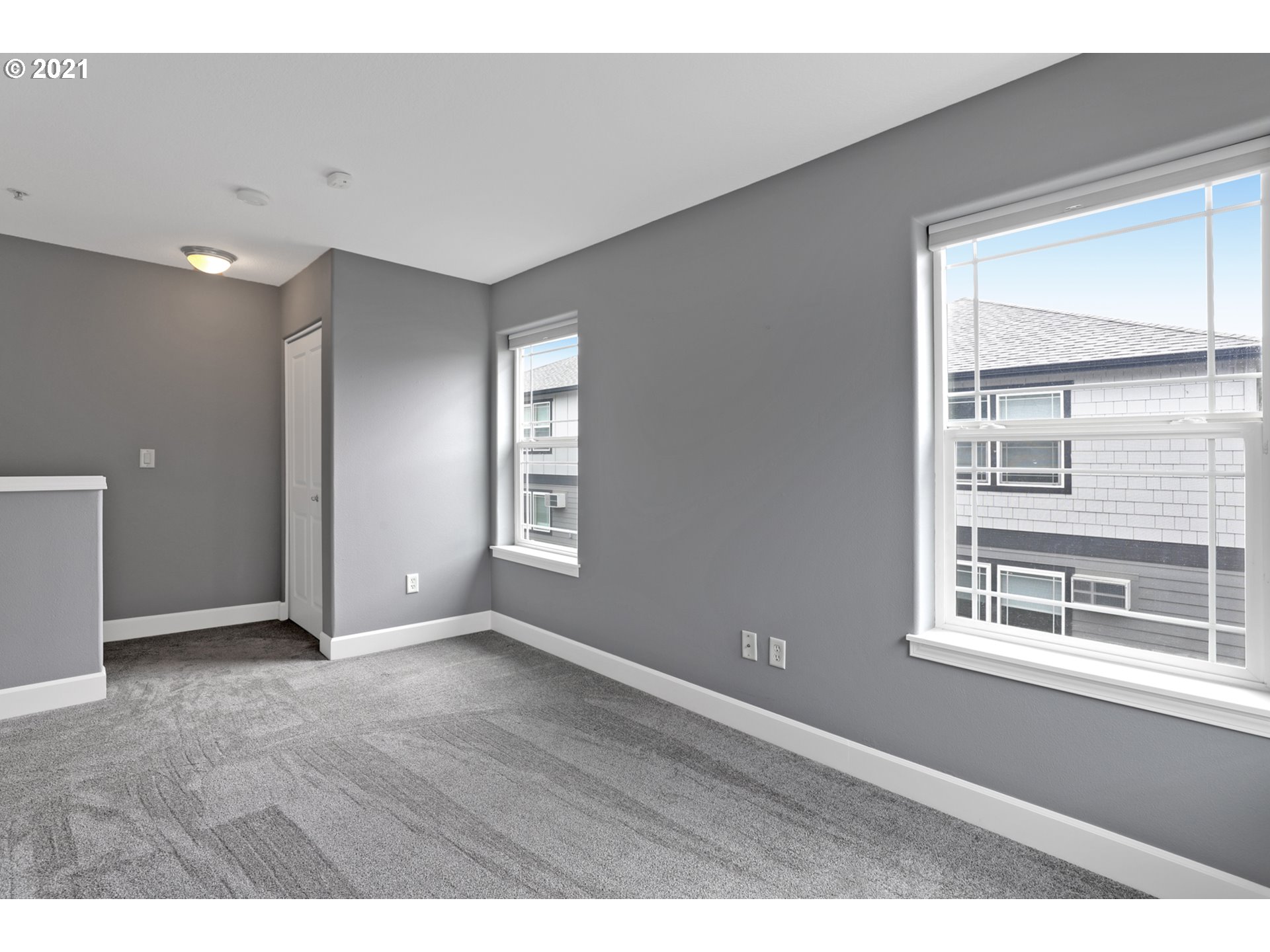 Photo #4: 21430960 Listing 