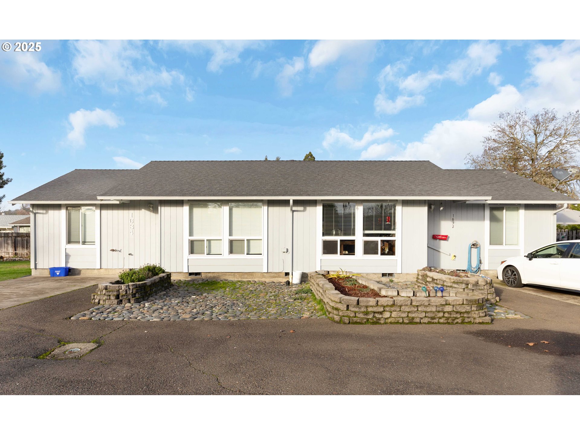 Photo of 1632 CALKINS AVE Roseburg OR 97471