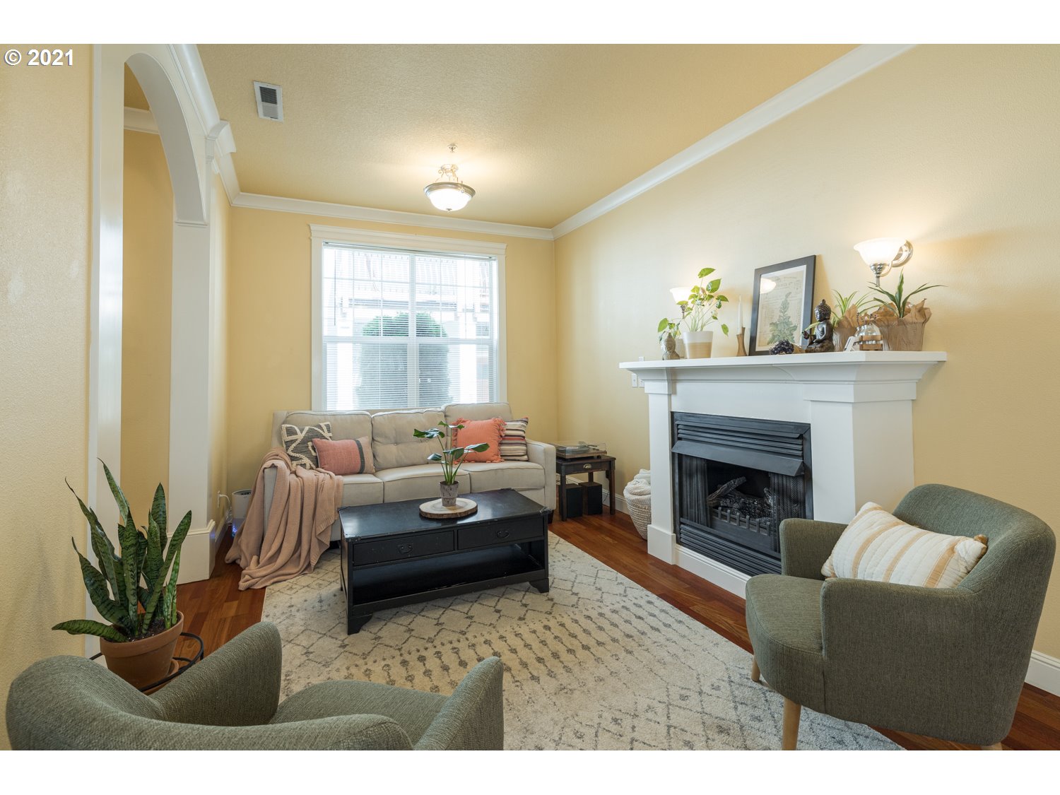 Photo #3: 21435815 Listing 