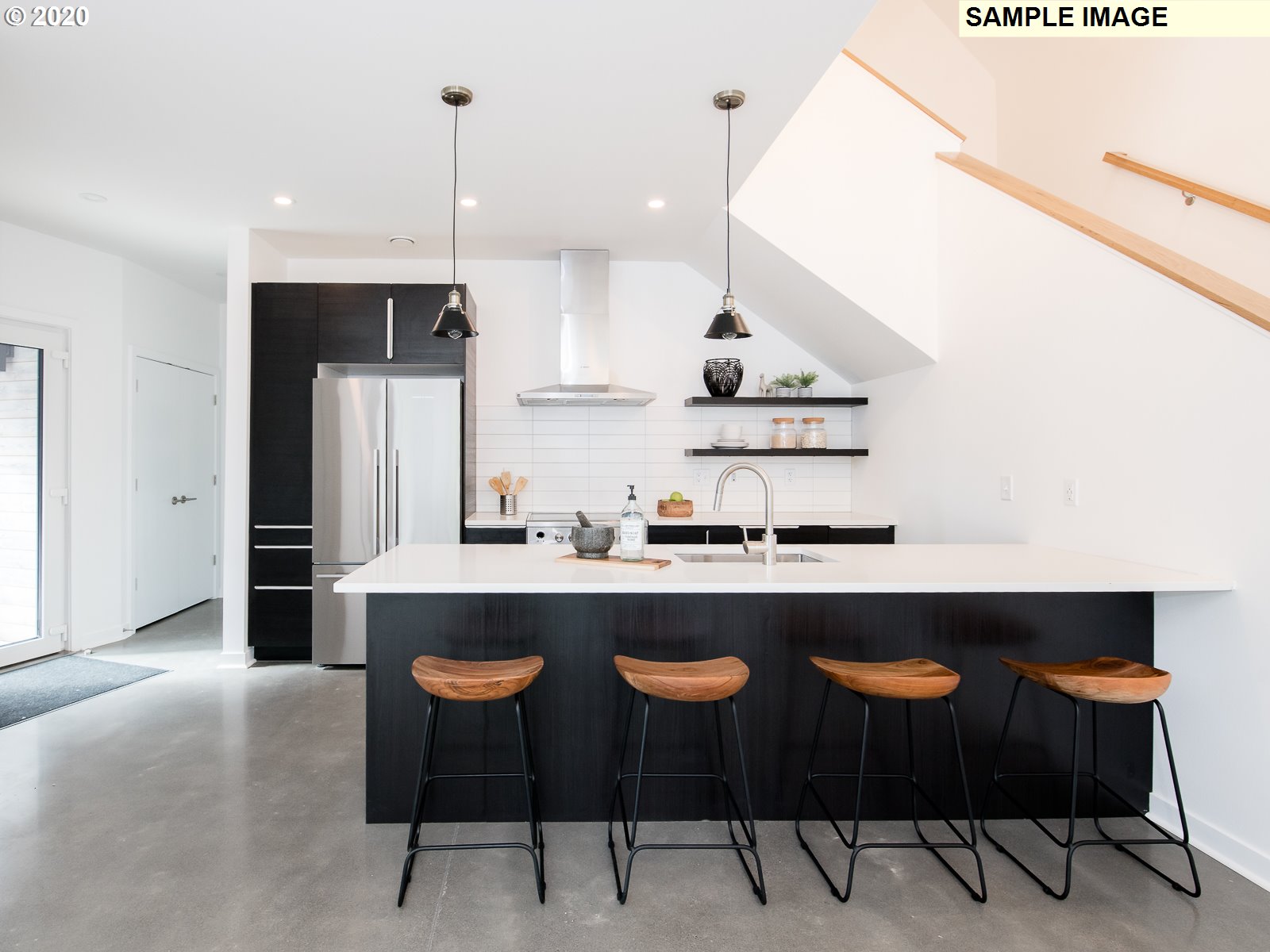 Photo #4: 21436000 Listing 