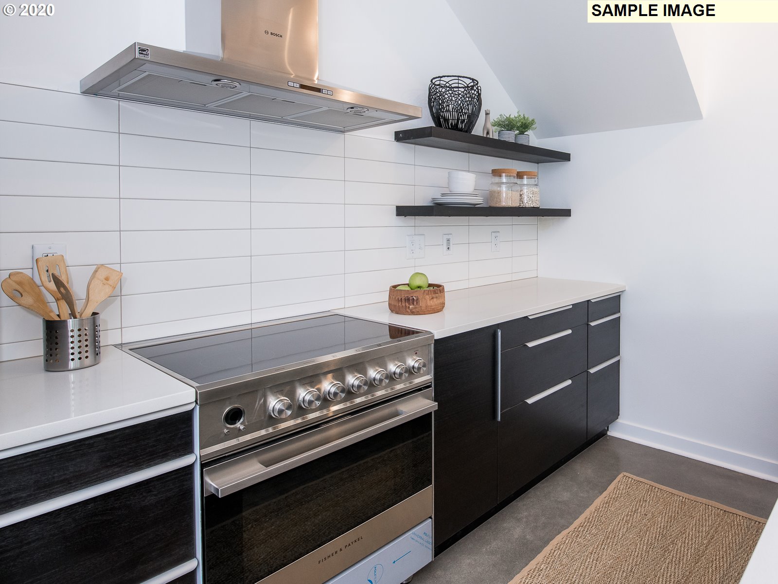 Photo #5: 21436000 Listing 