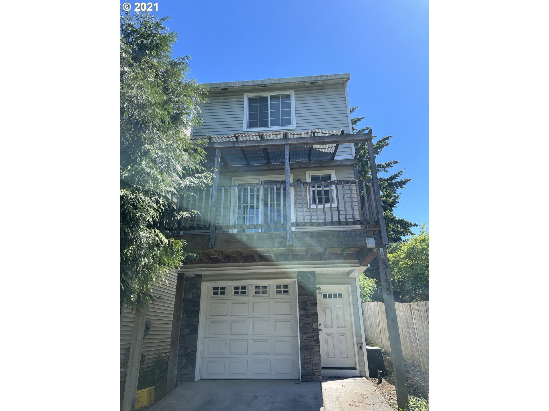Photo #2: 21438015 Listing 