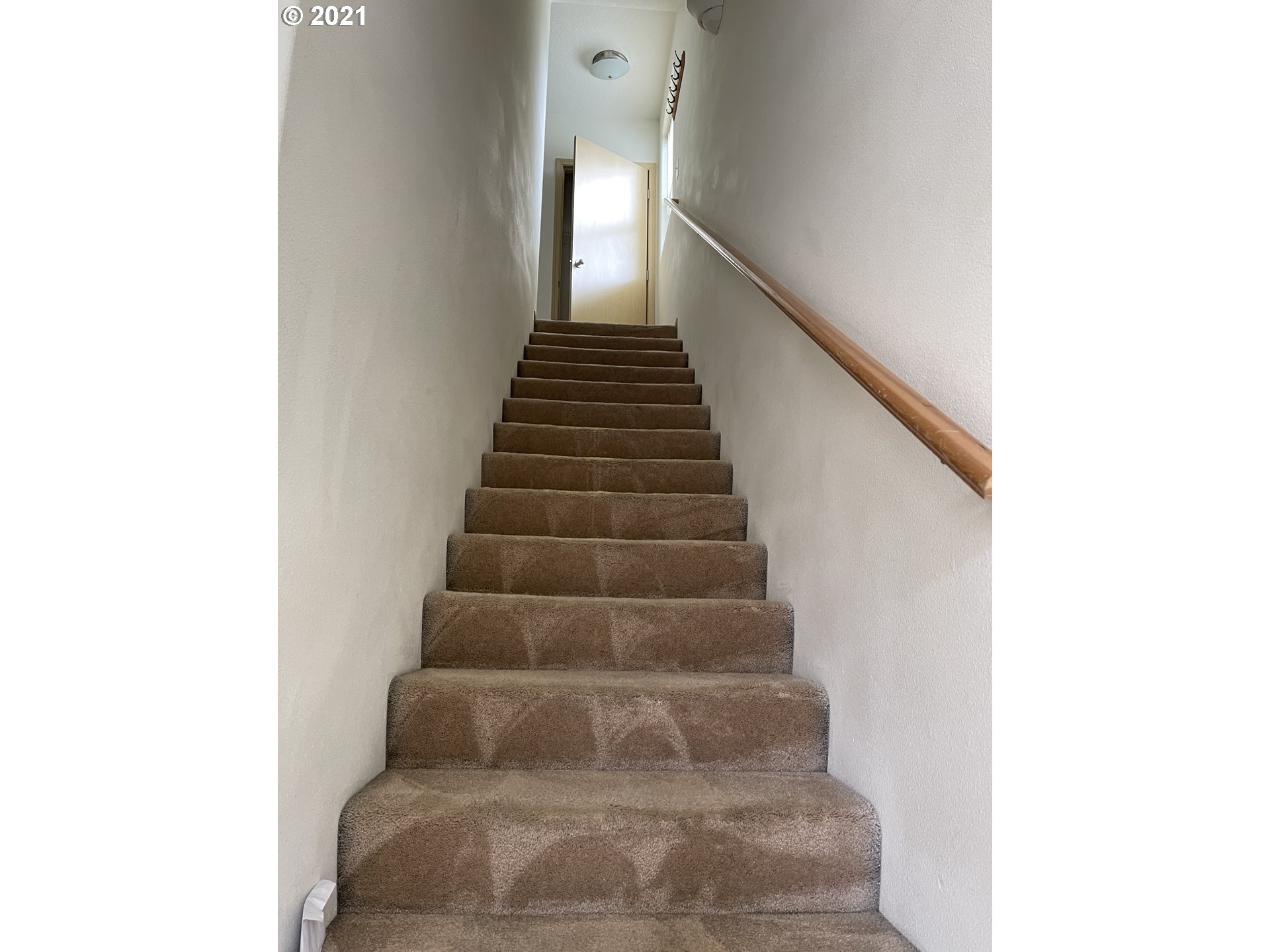 Photo #3: 21438015 Listing 