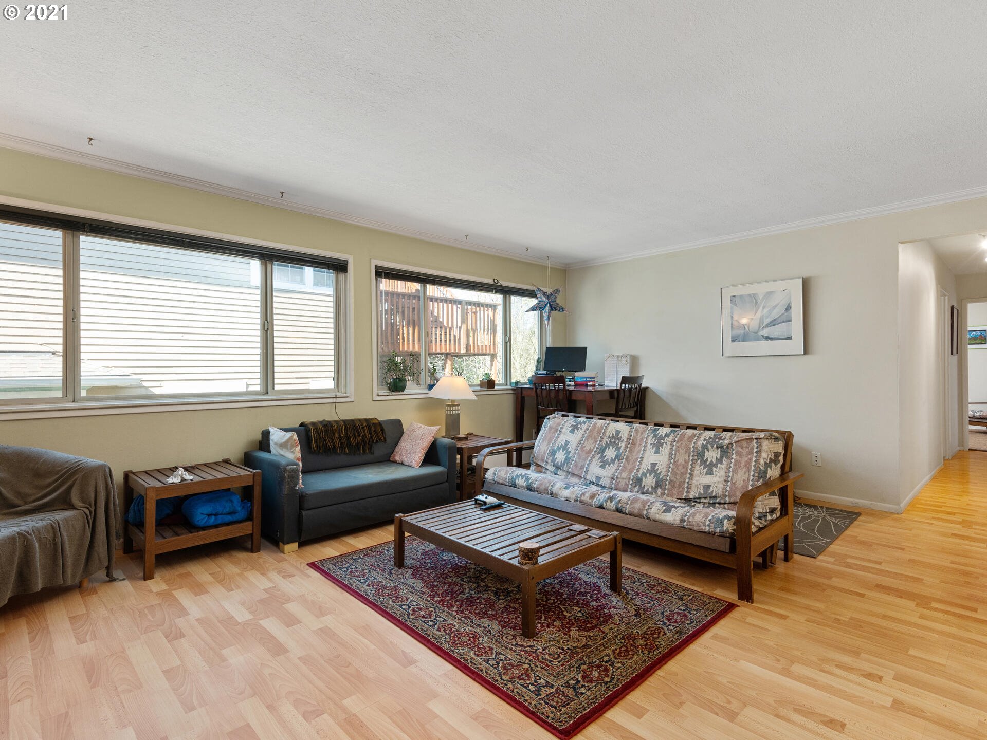 Photo #3: 21439684 Listing 